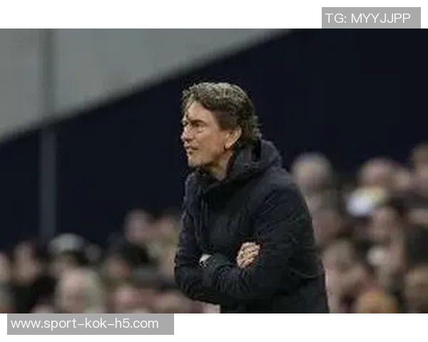 弗兰克赞扬球员们展现出强大精神意志为球队赢得胜利感到无比自豪 弗兰克赞扬球员们展现出强大精神意志为球队赢得胜利感到无比自豪